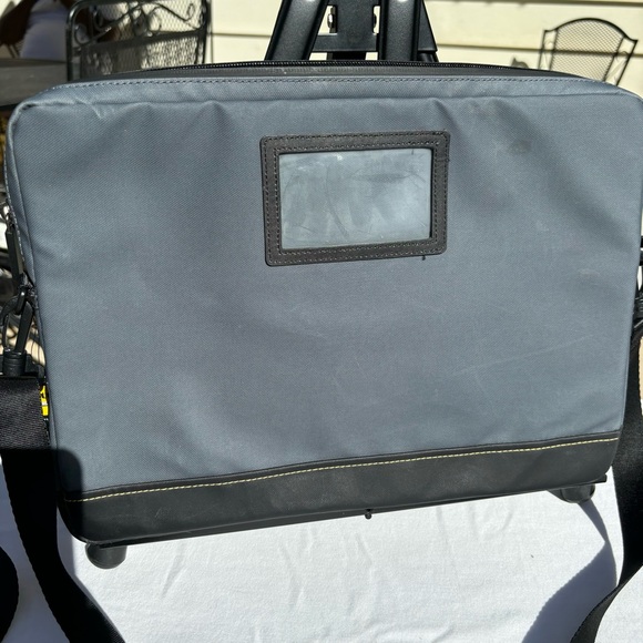 OtterBox Utility Series - Notebook sleeve - 14" - black - Picture 5 of 10